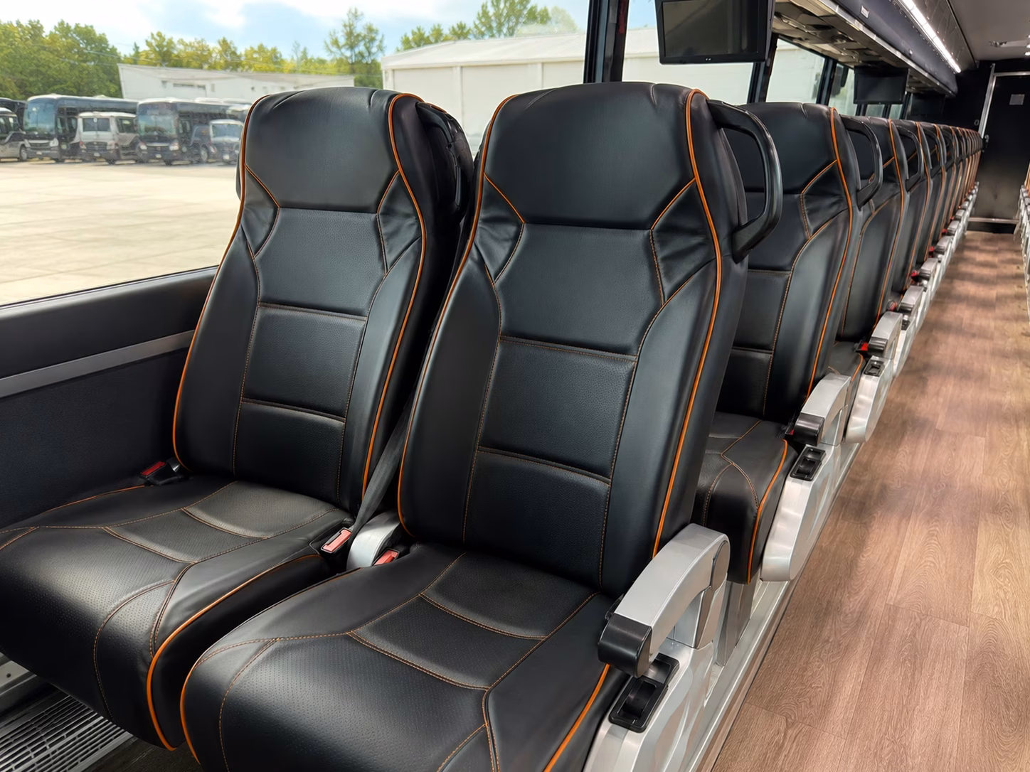 charter bus rentals in scranton for large prom groups